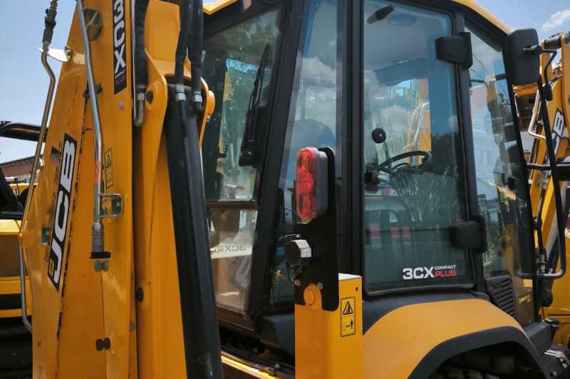 OmecoHub - Immagine JCB 3CX compact plus